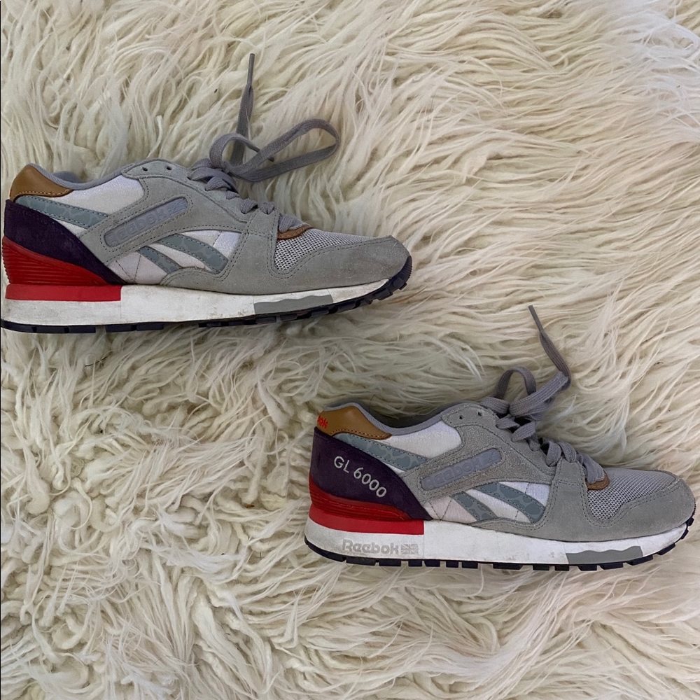 Women’s Classic Reebok Shoes